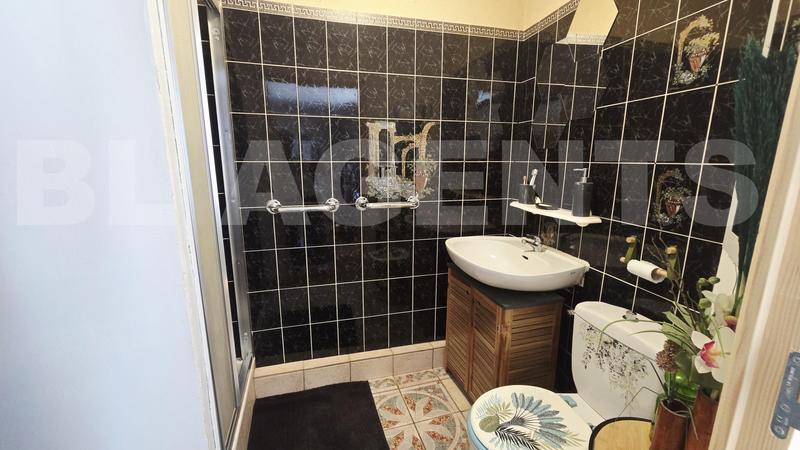 Maison - 138 m² - 5 pièces