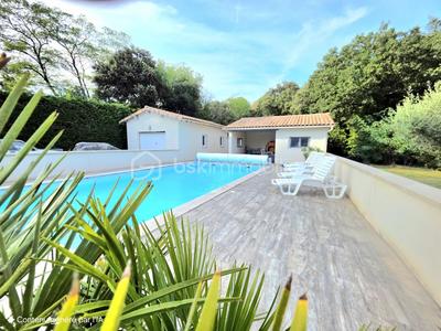 Maison de campagne - 200 m² - 6 pièces