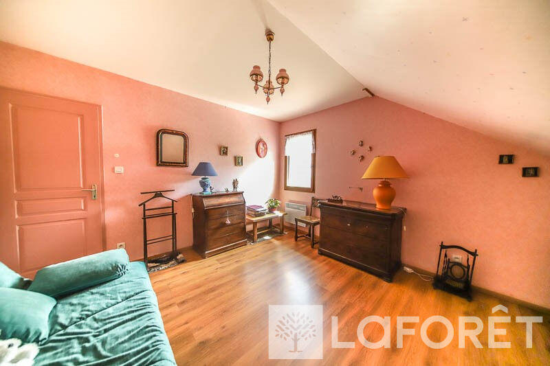 Maison - 151 m² - 5 pièces