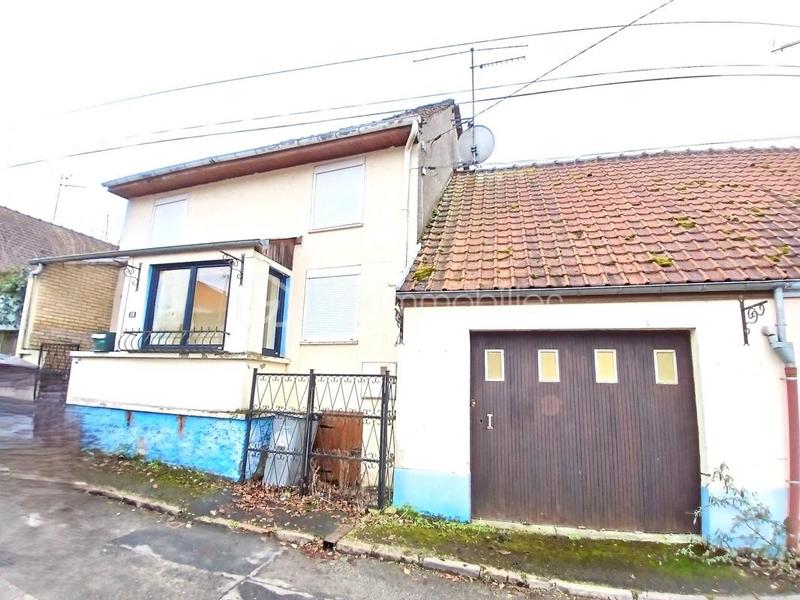 Maison de ville - 77 m² - 5 pièces