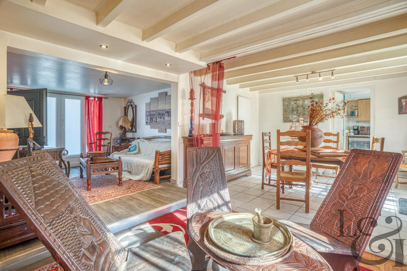 Maison - 122 m² - 5 pièces