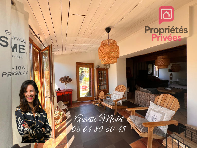 Maison - 280 m² - 8 pièces