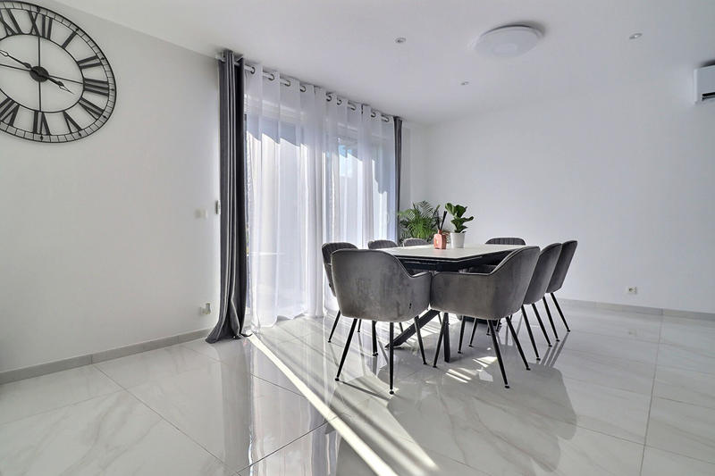 Maison - 119 m² - 6 pièces