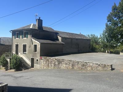 Maison de village - 130 m² - 5 pièces