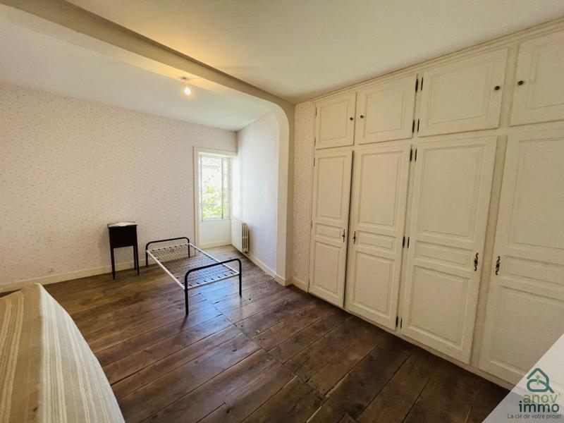 Maison - 227 m² - 7 pièces