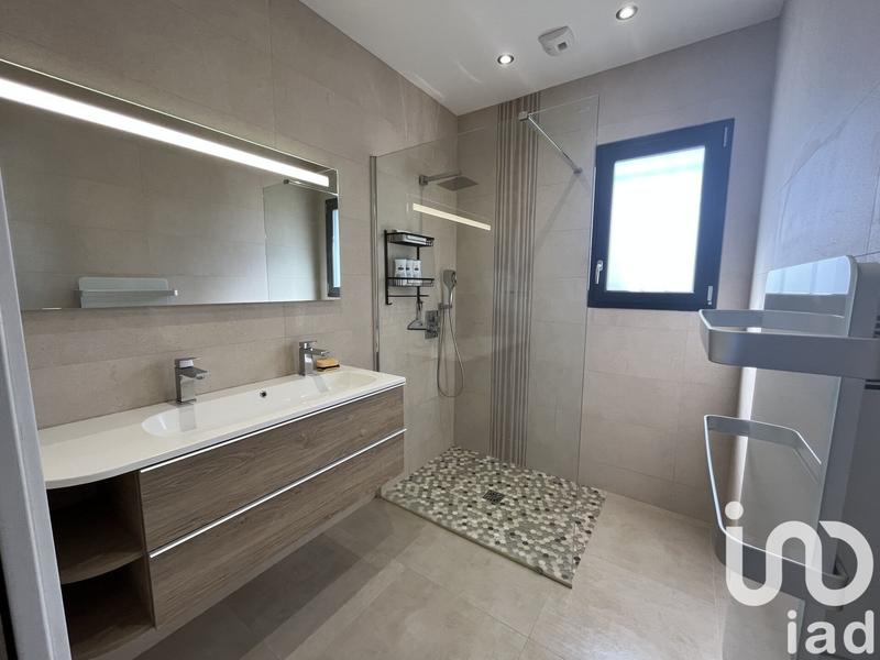 Maison - 138 m² - 5 pièces