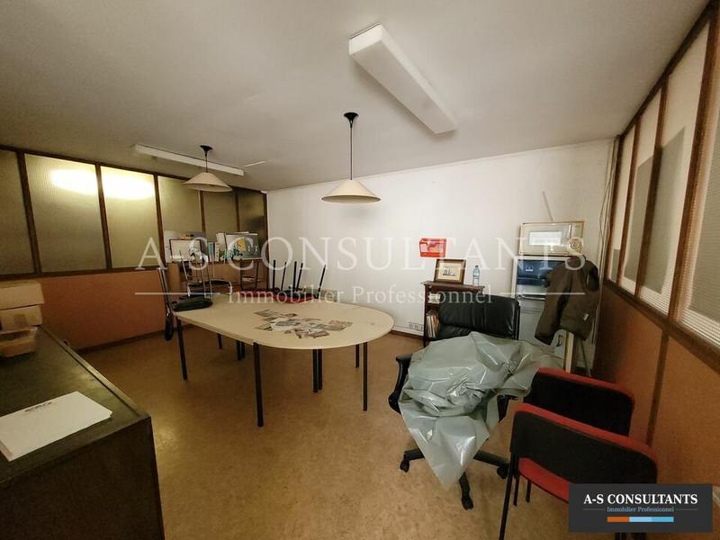 Local d'activité / Entrepôt - 200 m²