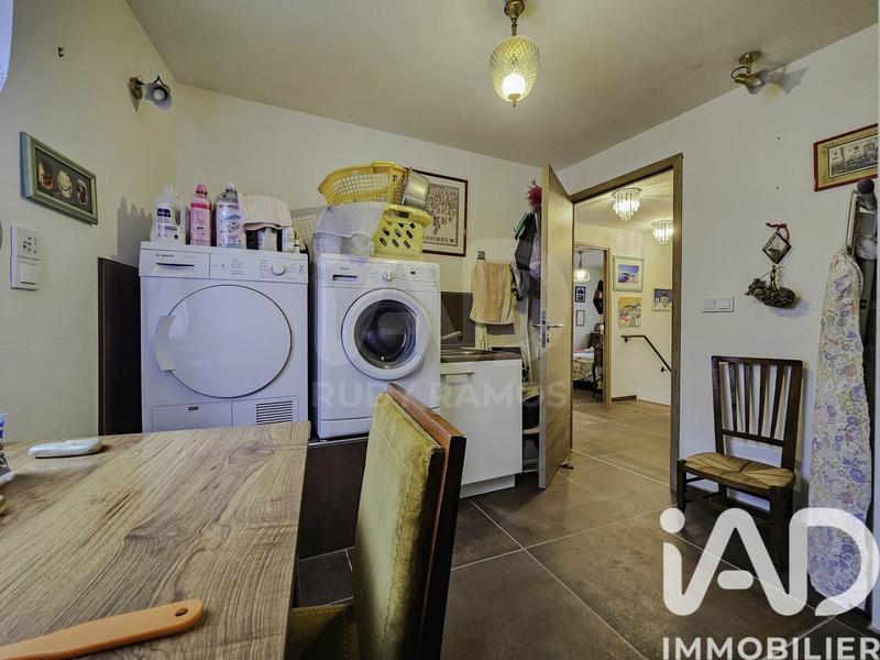 Maison de maîtres - 300 m² - 12 pièces