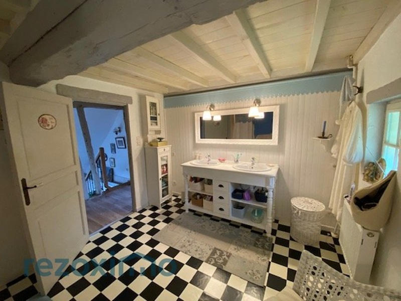 Maison - 180 m² - 6 pièces