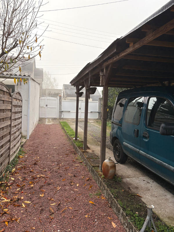 Maison - 111 m² - 6 pièces