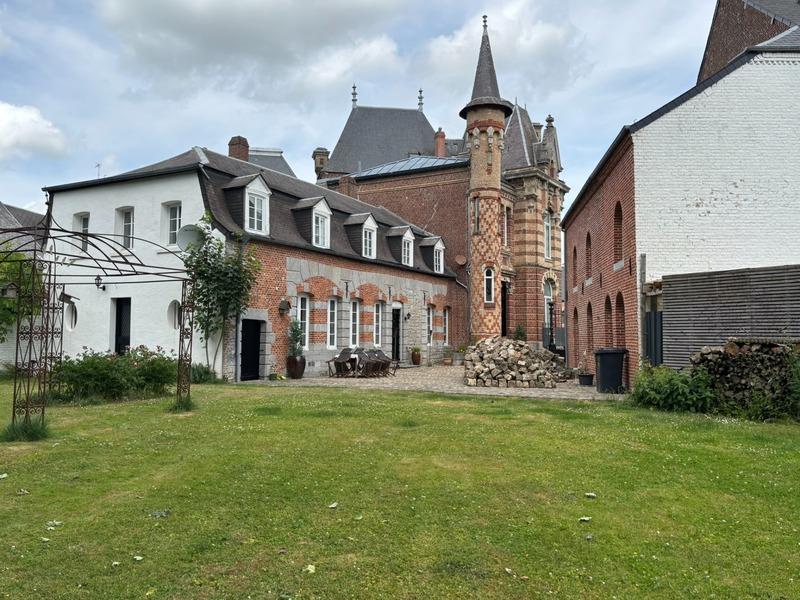 Maison bourgeoise - 336 m² - 12 pièces