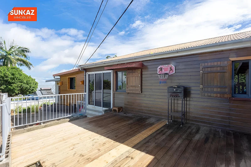 Maison - 120 m² - 5 pièces