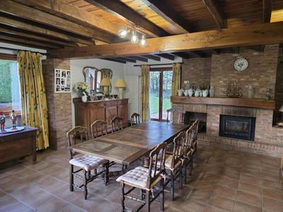 Propriété - 248 m² - 13 pièces