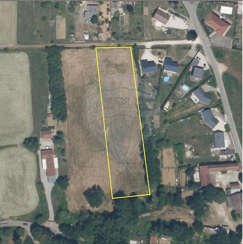 Terrain - 3 383 m²