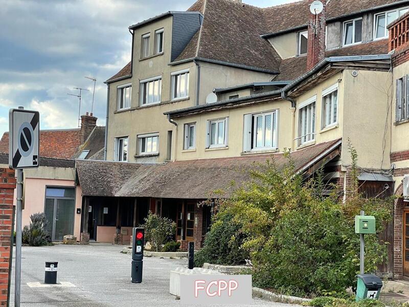 Appartement - 112 m² - 5 pièces