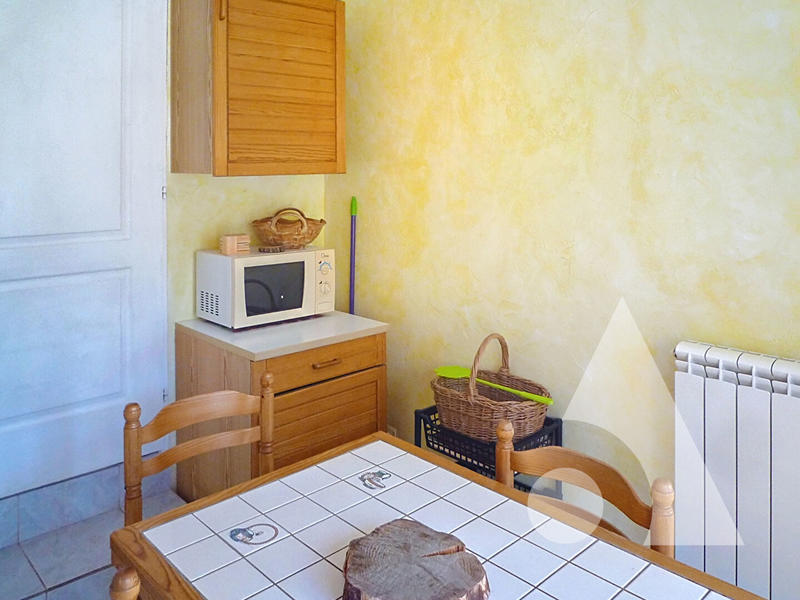 Maison - 256 m² - 11 pièces