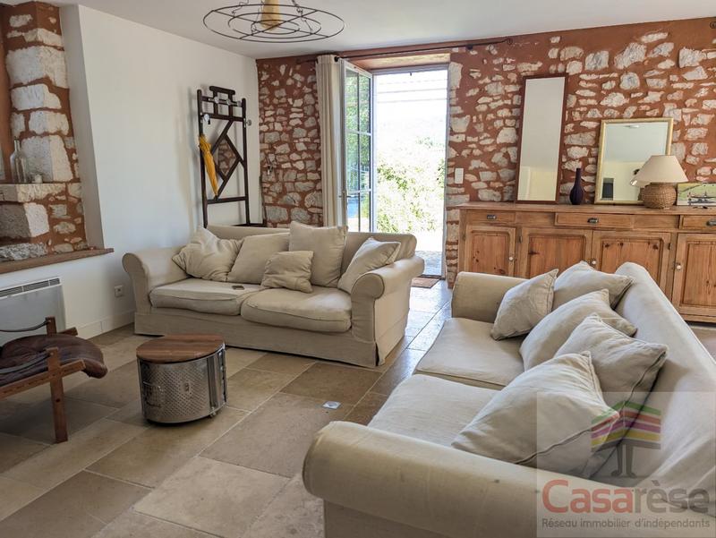 Maison - 160 m² - 8 pièces