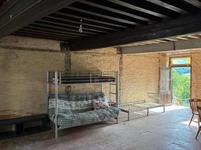 Maison - 55 m² - 6 pièces