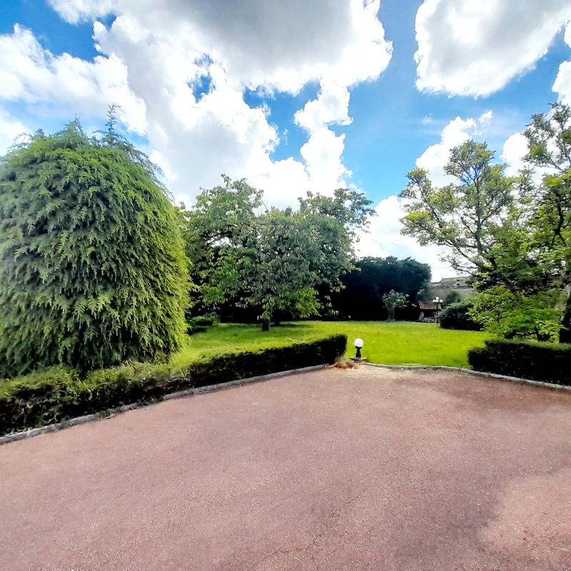 Maison - 164 m² - 7 pièces