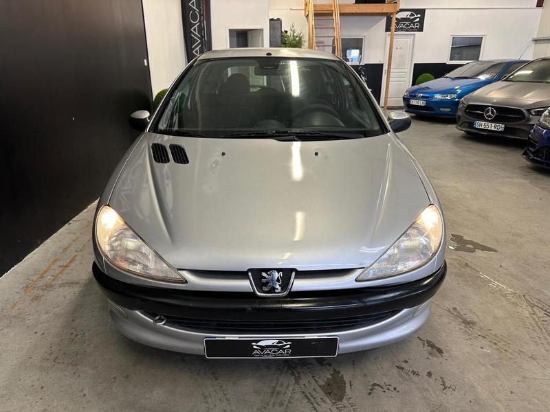 Peugeot 206 1.4 i 75cv / Distribution faite