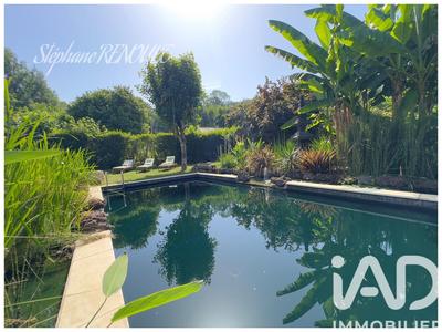 Maison - 218 m² - 6 pièces