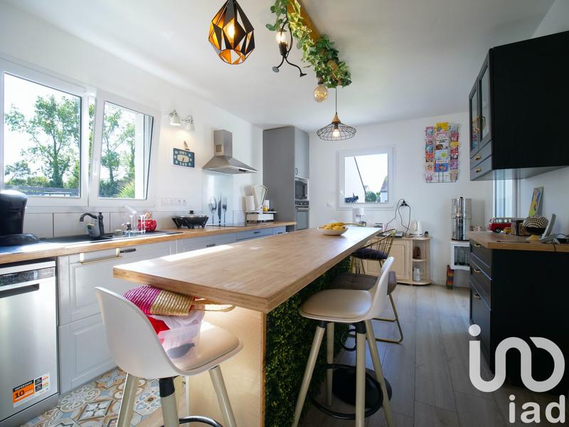 Maison - 166 m² - 7 pièces