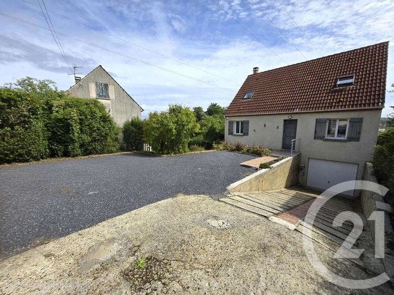 Maison - 98 m² - 6 pièces