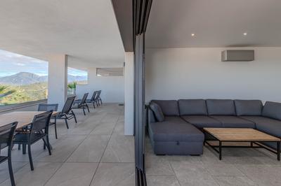 Appartement - 82 m² - 3 pièces