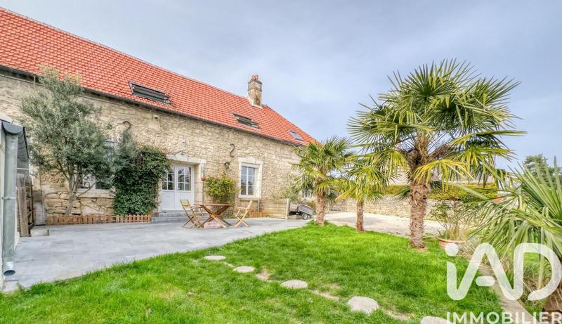 Maison - 195 m² - 9 pièces