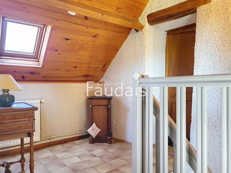 Maison - 139 m² - 5 pièces