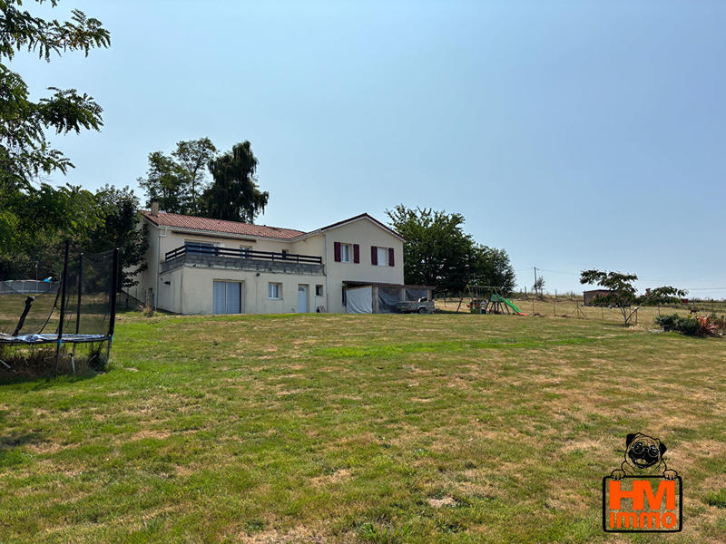 Maison - 240 m² - 7 pièces