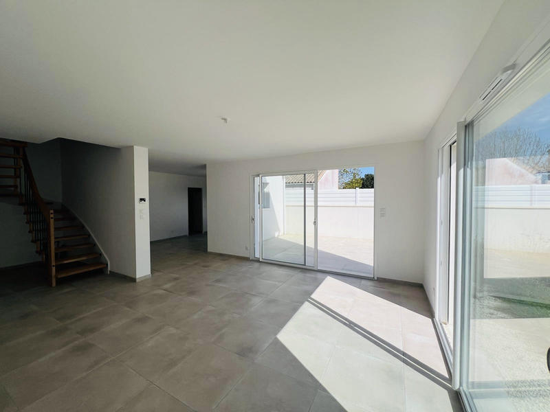 Maison traditionnelle - 125 m² - 5 pièces