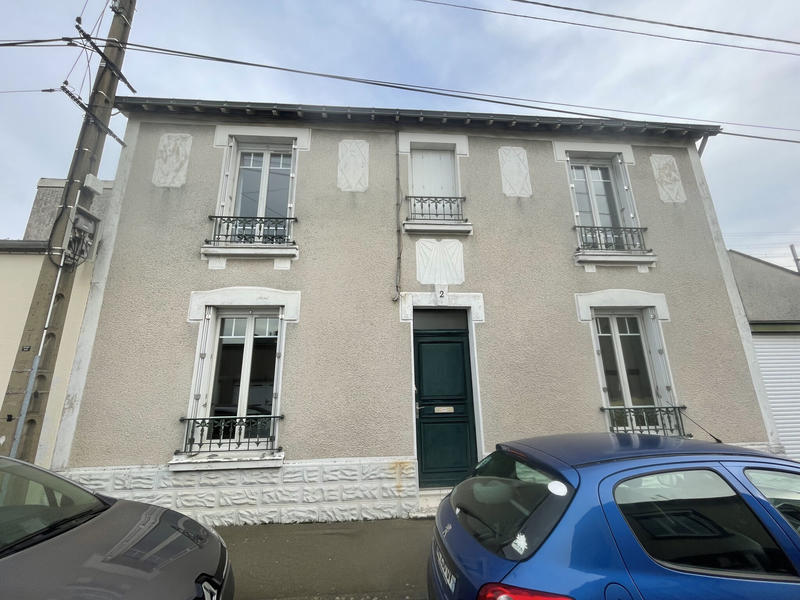 Maison - 95 m² - 5 pièces