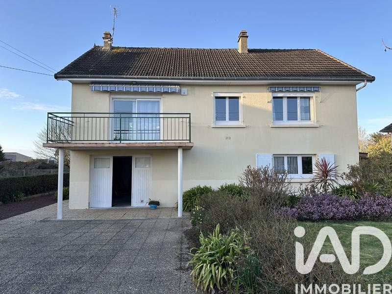 Maison - 95 m² - 5 pièces