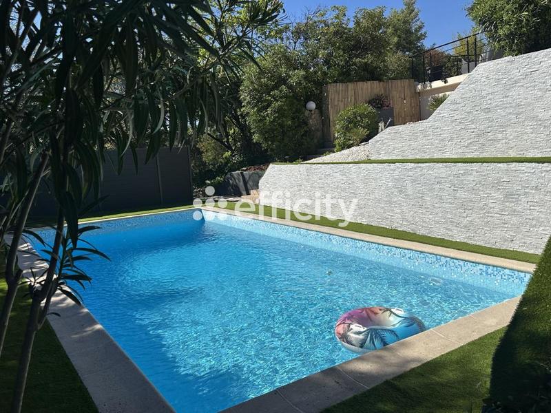 Villa - 150 m² - 5 pièces