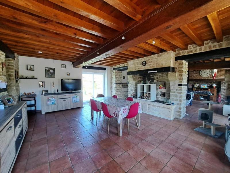 Maison - 170 m² - 6 pièces