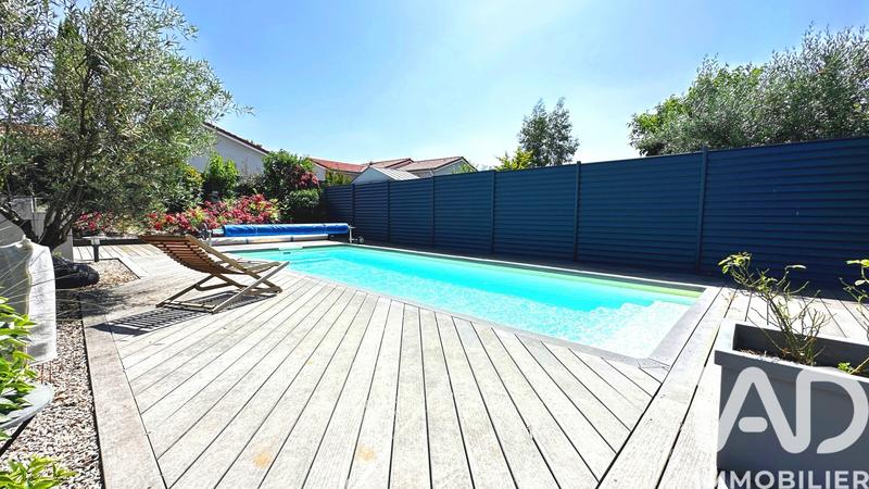 Maison - 184 m² - 11 pièces