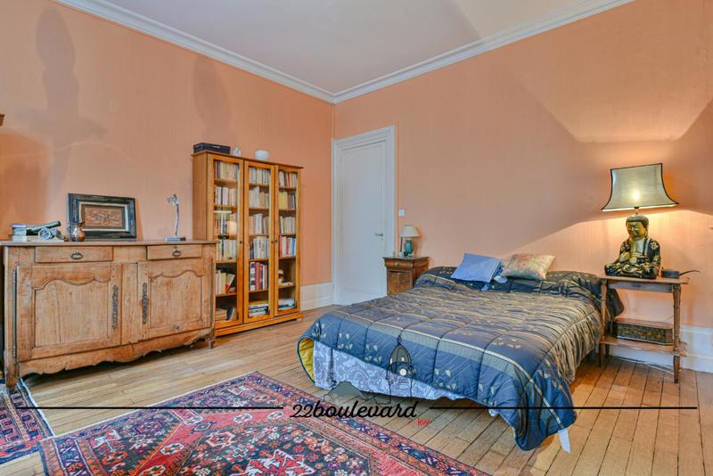 Appartement - 124 m² - 6 pièces