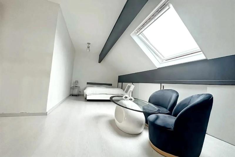 Appartement - 163 m² - 6 pièces