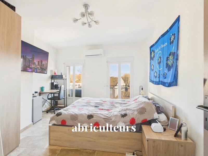 Appartement ancien - 95 m² - 3 pièces