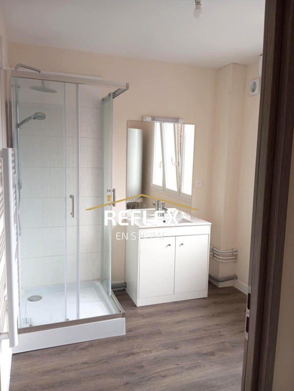 Appartement - 60 m² - 2 pièces