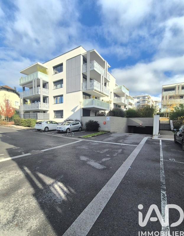 Appartement - 67 m² - 3 pièces