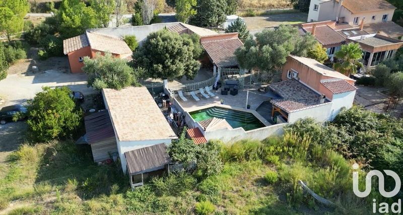 Maison - 300 m² - 13 pièces