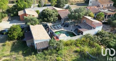 Maison - 300 m² - 13 pièces