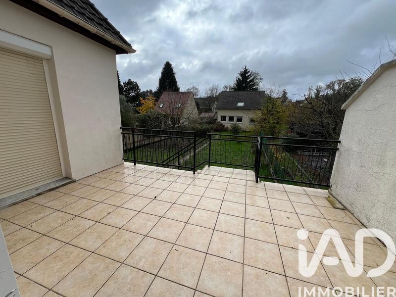 Maison - 111 m² - 6 pièces
