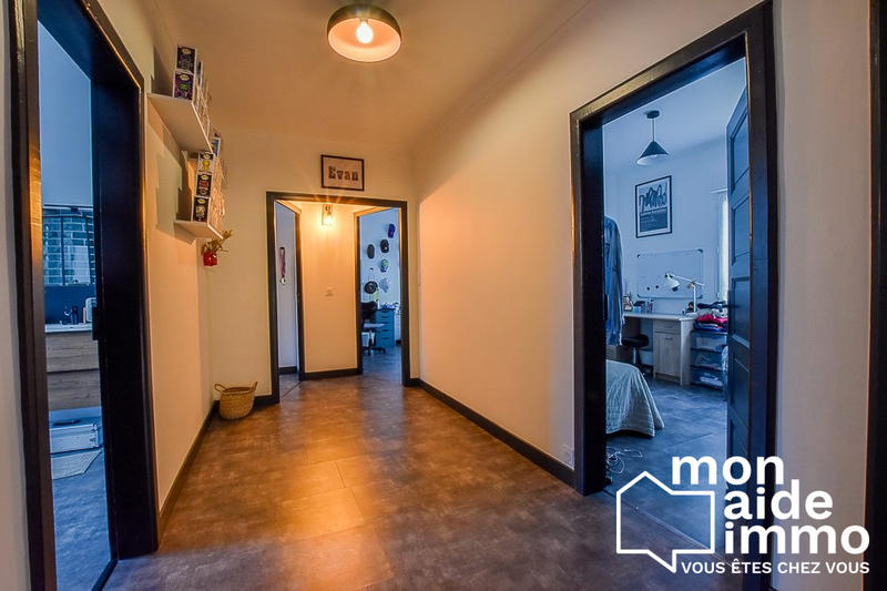 Maison - 183 m² - 6 pièces