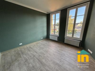 Maison de ville - 101 m² - 5 pièces