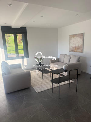 Appartement - 92 m² - 4 pièces