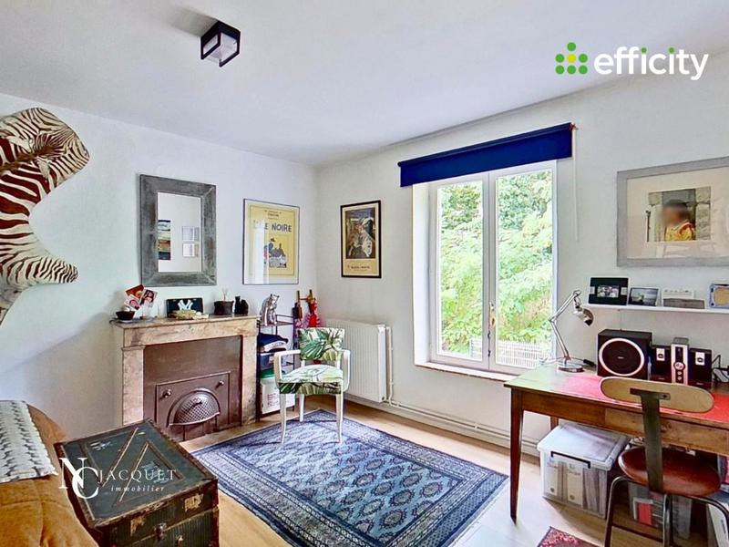 Maison - 184 m² - 6 pièces