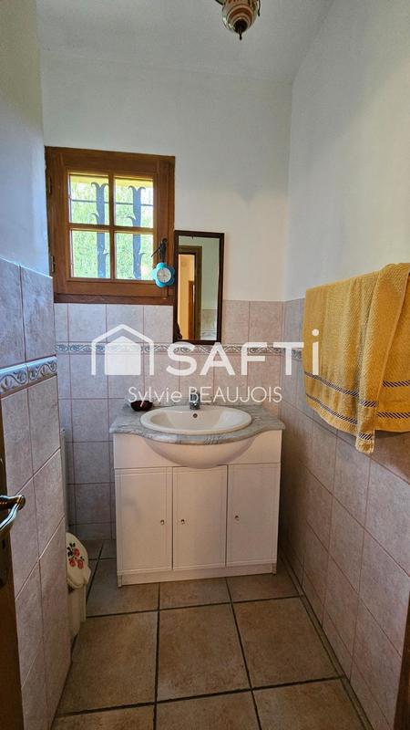 Maison - 168 m² - 8 pièces